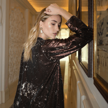 Shimmering brown