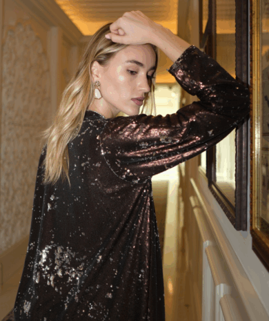 Shimmering brown